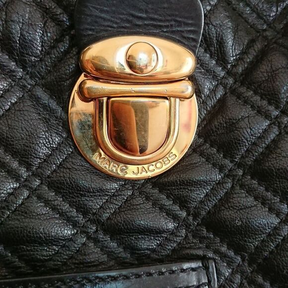 Marc Jacobs large Black Quilted Italy Leather bag - Picture 4 of 16